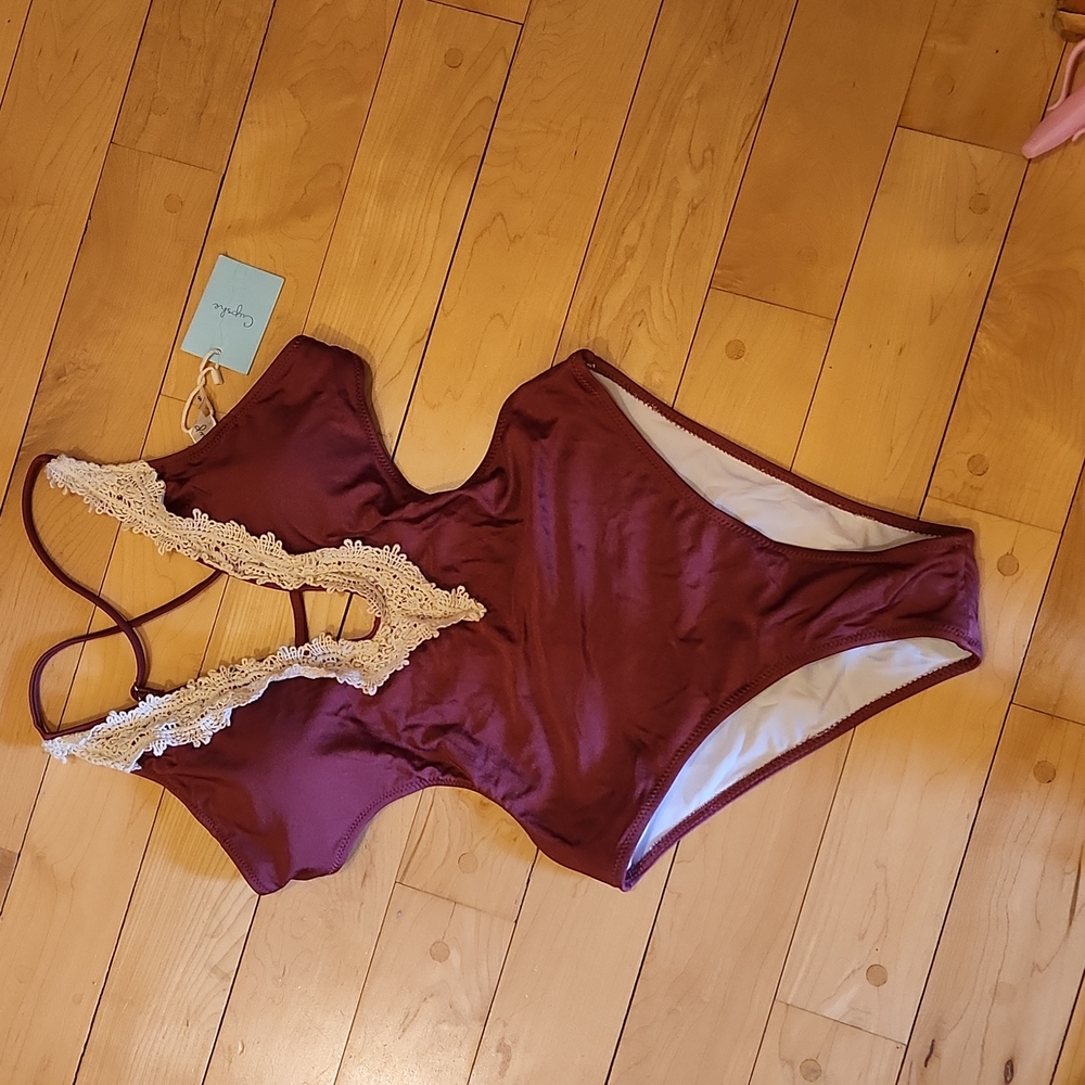 Cupshe NWT small one piece swimsuit